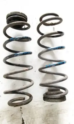 Volkswagen Polo V 6R Rear coil spring