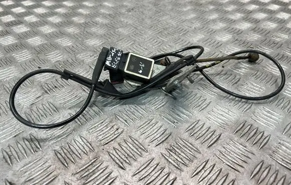 Mercedes-Benz E W211 Air suspension front height level sensor A0105427717