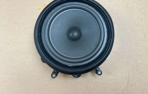 Audi A4 S4 B6 8E 8H Front door speaker 8E0035411