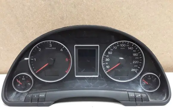Audi A4 S4 B7 8E 8H Speedometer (instrument cluster) 8E0920901H
