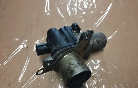 Nissan Qashqai EGR valve 700368150