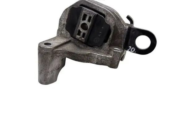 Volvo V70 Engine mount bracket 30741583