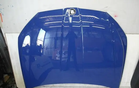 Skoda Superb B9 Engine bonnet/hood 3P0823153