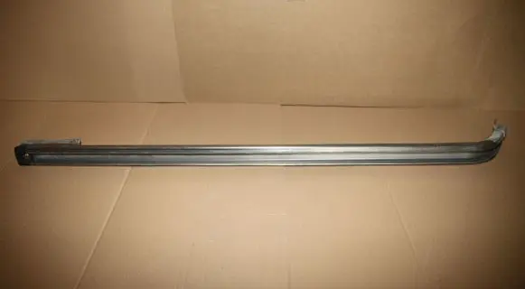Volkswagen II LT Sliding door middle rail A9017600627 9017600627 2D1843872A