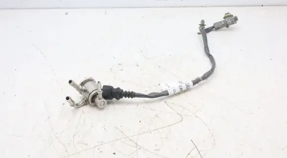 Renault Kadjar Fuel injector 208994525R