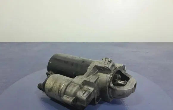 BMW 5 F10 F11 Starter motor 0001148010