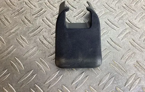 Lexus RX 450H Rear seat rail trim cover 7215748130