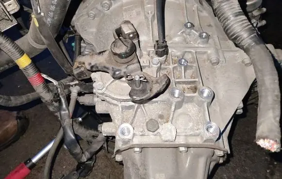 KIA Stonic Manual 4 speed gearbox TJW5U94L