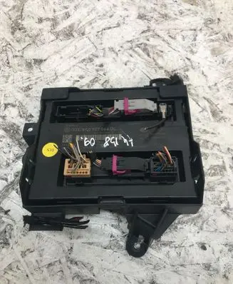Audi A4 S4 B8 8K Comfort/convenience module 8K0907064DC