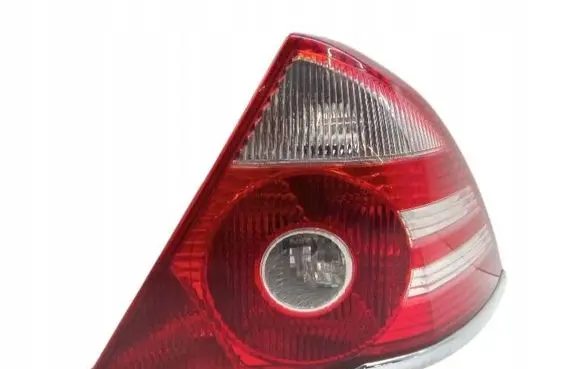 Ford Mondeo MK IV Rear/tail lights 6S7113404A