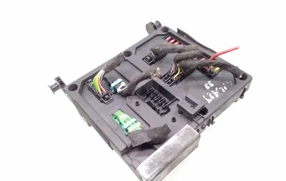 Seat Alhambra (Mk1) Fuse module 7M0971882A XM2114A212AA