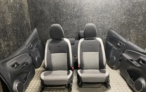 Toyota Yaris Seat set