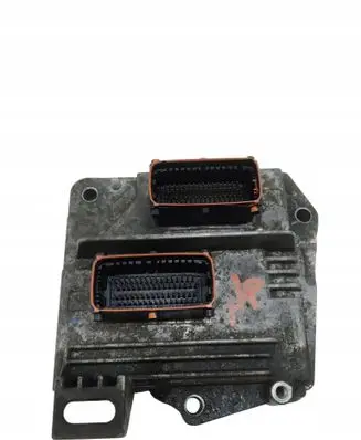 Opel Astra H Engine control unit/module 55561172