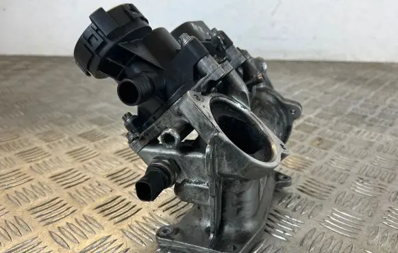 Mercedes-Benz B W245 EGR valve A6400900254 A6400101162 1109800224