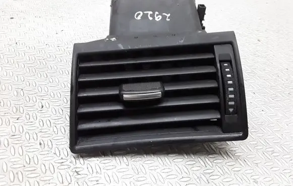 Audi A8 S8 D3 4E Dashboard side air vent grill/cover trim 4E0820901