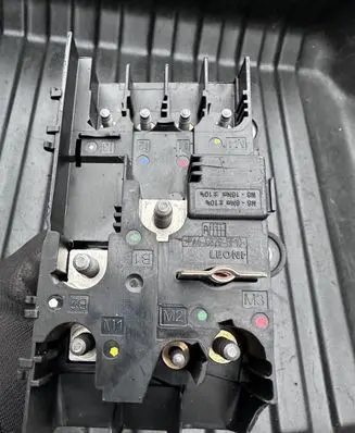 Mercedes-Benz S W222 Fuse module A2225406028 P00132030 EBF171122100206