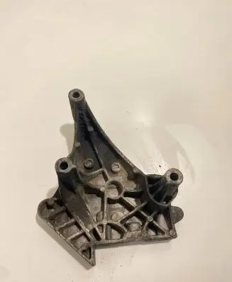 Volkswagen Caddy Engine mounting bracket 03G199207G