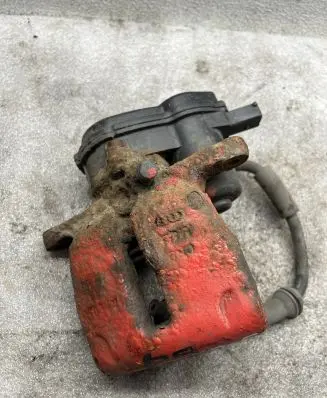 Audi A5 8T 8F Rear brake caliper 32335478