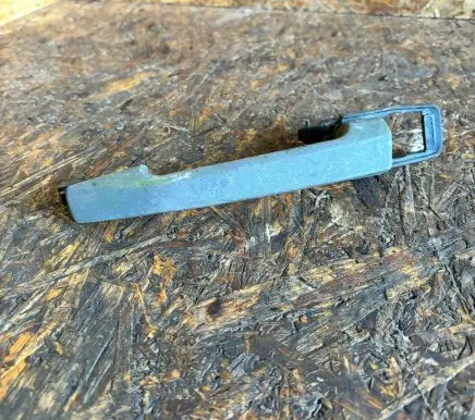 Mercedes-Benz E W124 Front door exterior handle