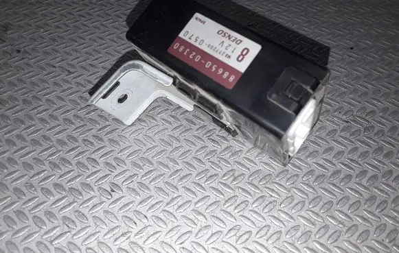 Toyota Corolla E120 E130 Other control units/modules MB2772000570