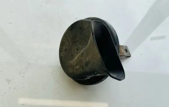 Chrysler Pacifica Horn signal a71335