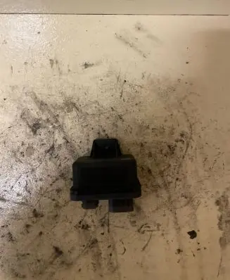 Peugeot Bipper Glow plug pre-heat relay 55229840