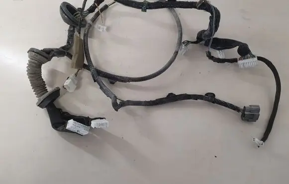 Nissan X-Trail T31 Front door wiring loom 24125JG40A