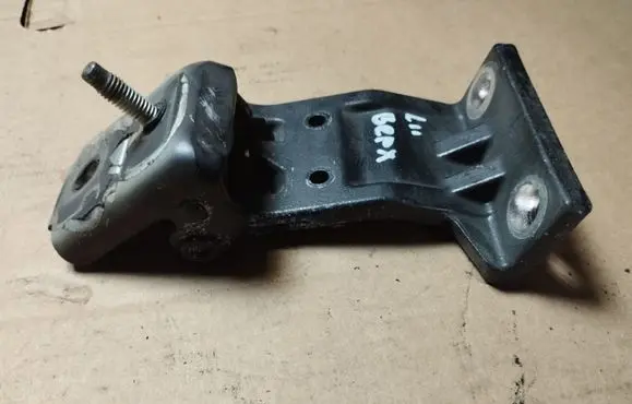 Honda Element Rear door upper hinge