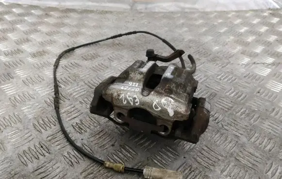BMW 3 E92 E93 Rear brake caliper 6768698 4220