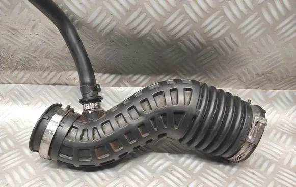 Renault Koleos I Air intake hose/pipe 1026324V01
