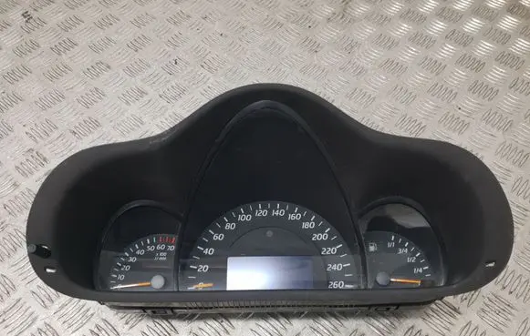 Mercedes-Benz C W203 Speedometer (instrument cluster) 87001439 88311323