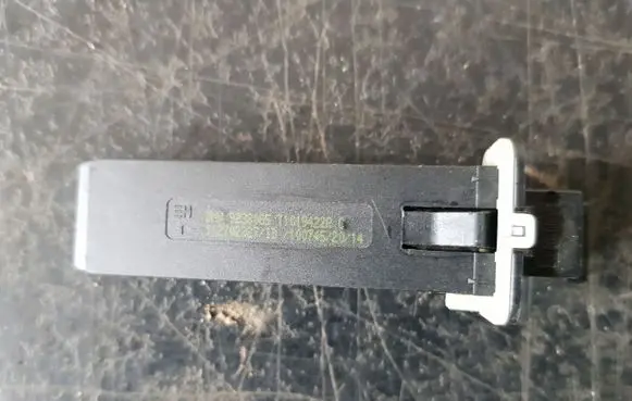 BMW 3 G20 G21 Interior temperature sensor 9238085