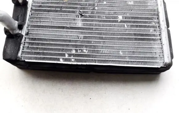 Nissan Pathfinder R51 Heater blower radiator