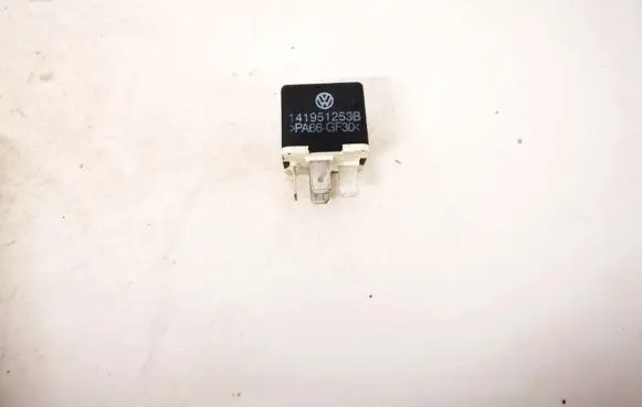 Skoda Octavia Mk2 (1Z) Other relay 141951253b
