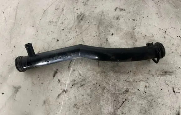 Audi A1 Engine coolant pipe/hose 03C121065B