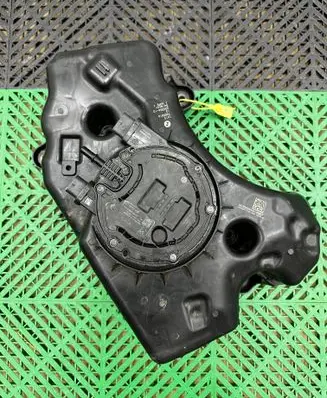 BMW X3 G01 AdBlue liquid reservoir 7405816 1619 20335610