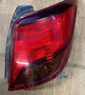 Toyota Yaris Rear/tail lights