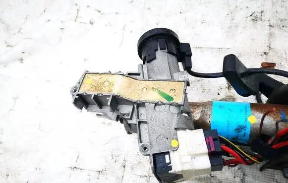 Ford Galaxy Ignition lock contact p012106