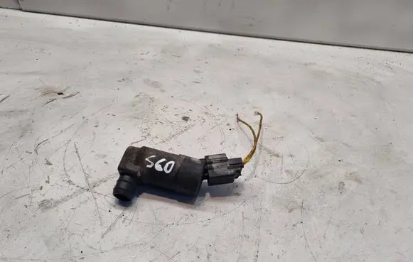 Volvo S60 Windscreen/windshield washer pump 1S7117K624DD T6550