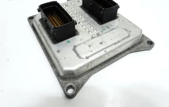Opel Zafira B Engine control unit/module 55568735 9042813225 5WK9463
