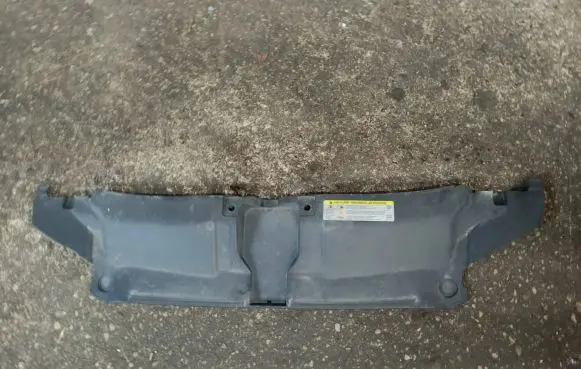 Audi A6 C7 Top upper radiator support slam panel 4G0907081