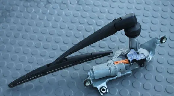Honda Civic IX Rear window wiper motor