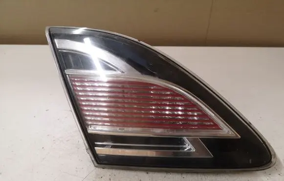 Mazda 6 Tailgate rear/tail lights 13241055