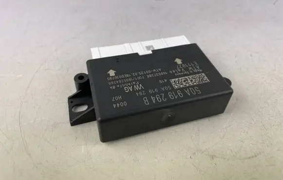 Skoda Superb B8 (3V) Parking PDC control unit/module 5QA919294B 5QA919294