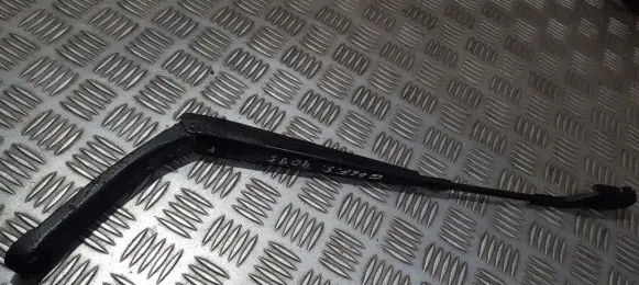 Volkswagen Golf V Front wiper blade arm 1Q2955410