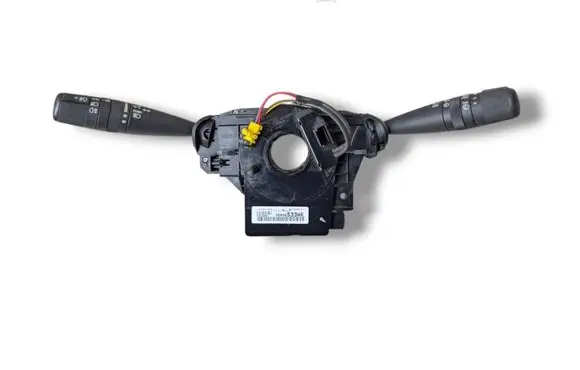 Wiper turn signal indicator stalk/switch