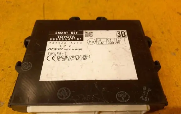 Toyota Prius+ (ZVW40) Other control units/modules 8999047101