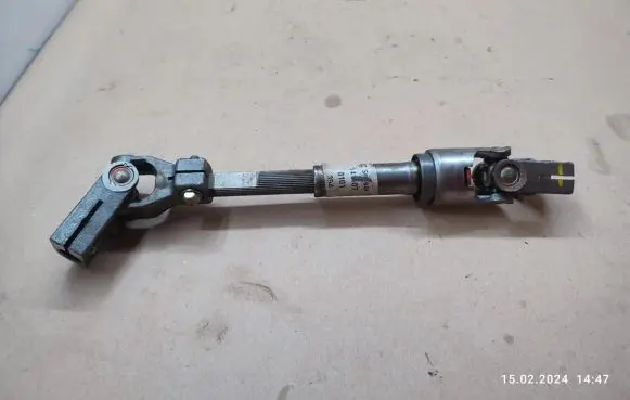 Toyota Avensis T250 Steering column universal joint