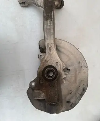 Audi A6 S6 C6 4F Front wheel hub spindle knuckle 4F0257