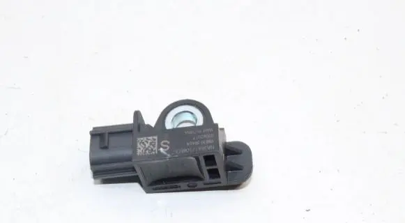 Nissan X-Trail T32 Airbag deployment crash/impact sensor 988303RA0A